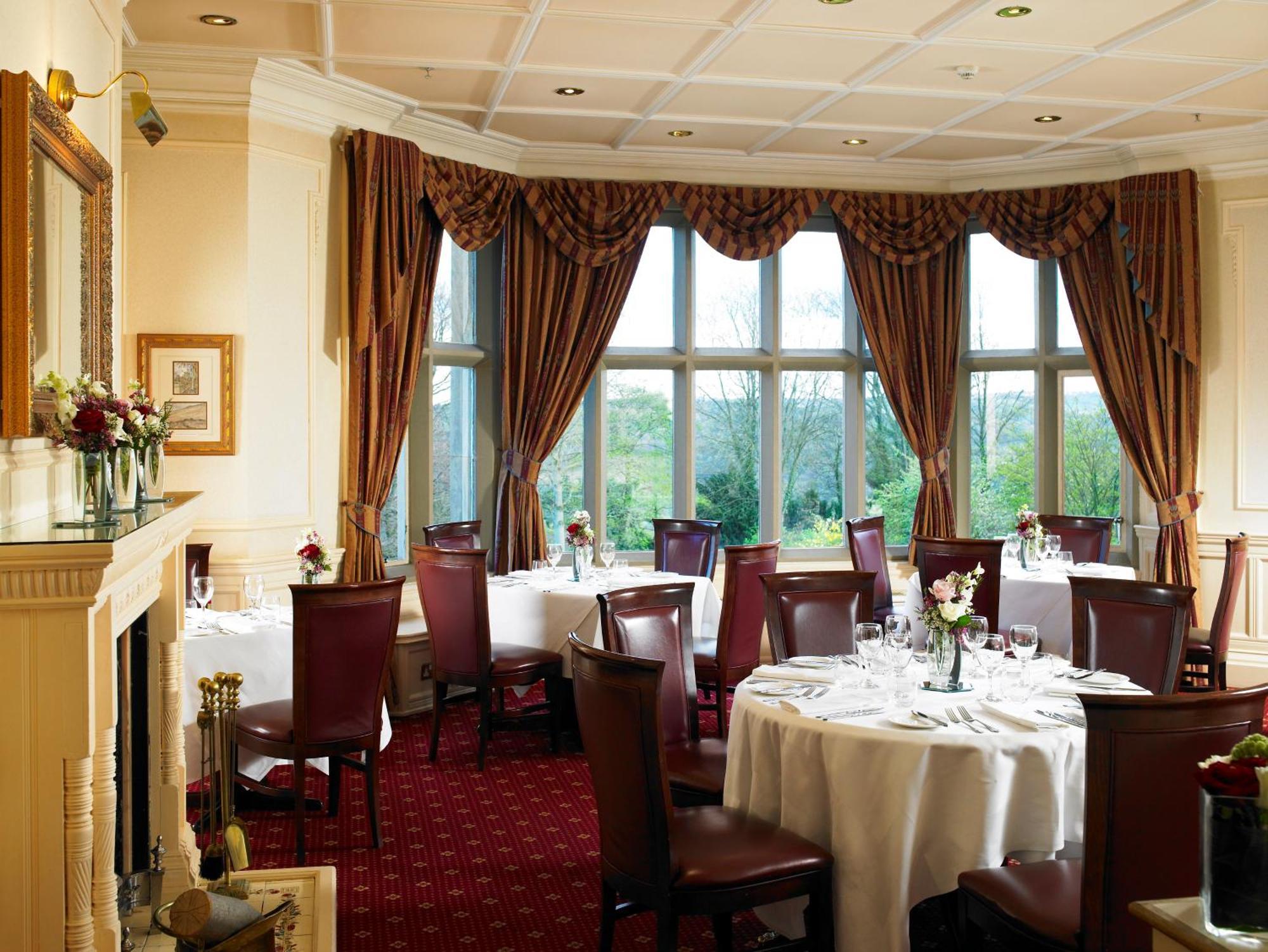 Hollins Hall Hotel, Golf & Country Club Bradford  Restaurante foto