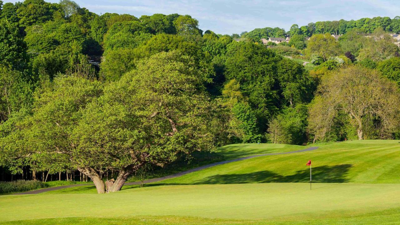 Hollins Hall Hotel, Golf & Country Club Bradford  Exterior foto