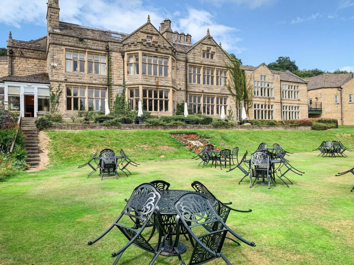 Hollins Hall Hotel, Golf & Country Club Bradford  Exterior foto